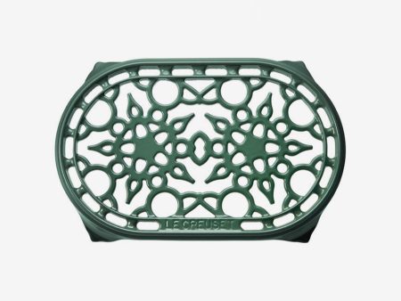 Le Creuset | Deluxe Oval Trivet For Sale